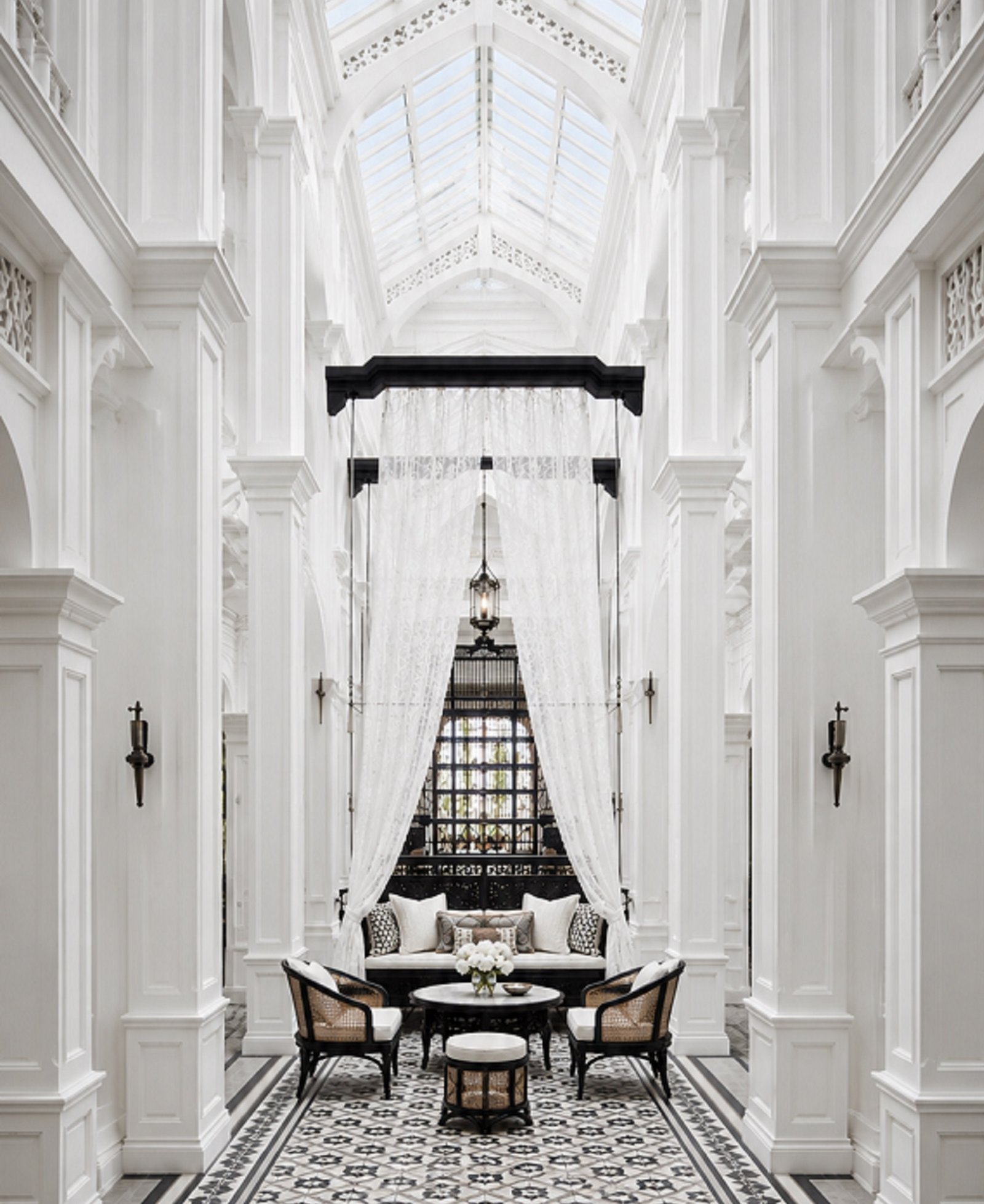 Living Room Design Classic Style